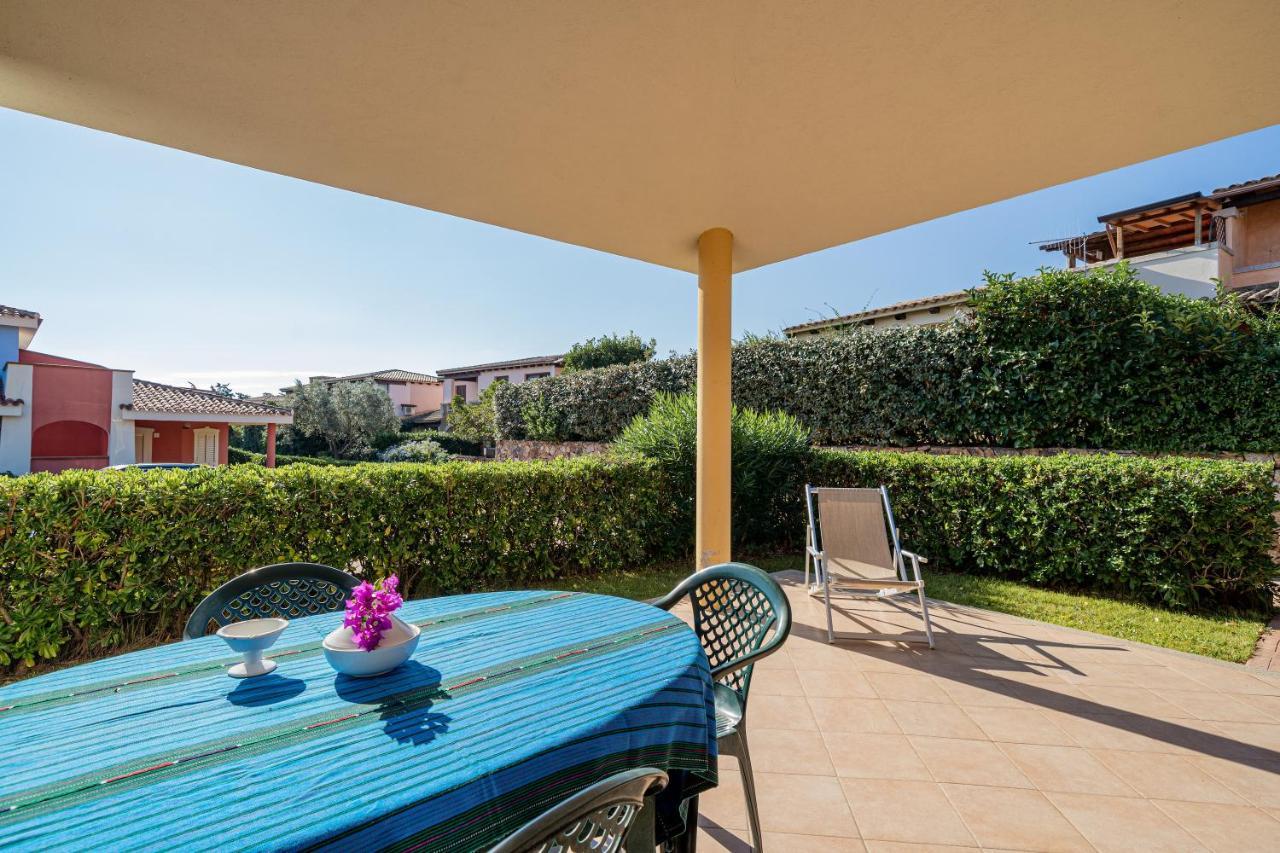 מונטה פטרוסו Apartments In Residence With Swimming Pool In Cala Girgolu מראה חיצוני תמונה