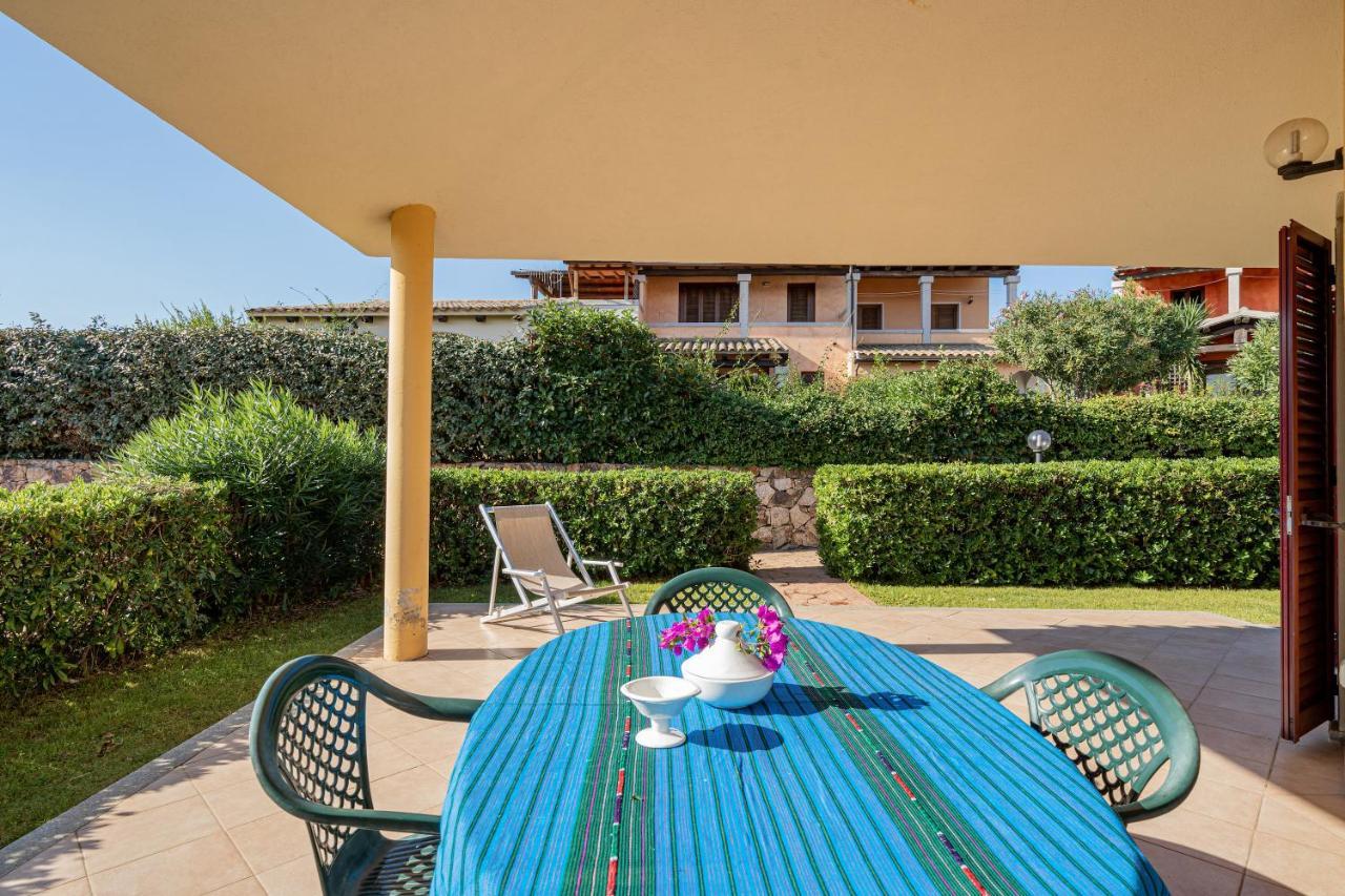מונטה פטרוסו Apartments In Residence With Swimming Pool In Cala Girgolu מראה חיצוני תמונה