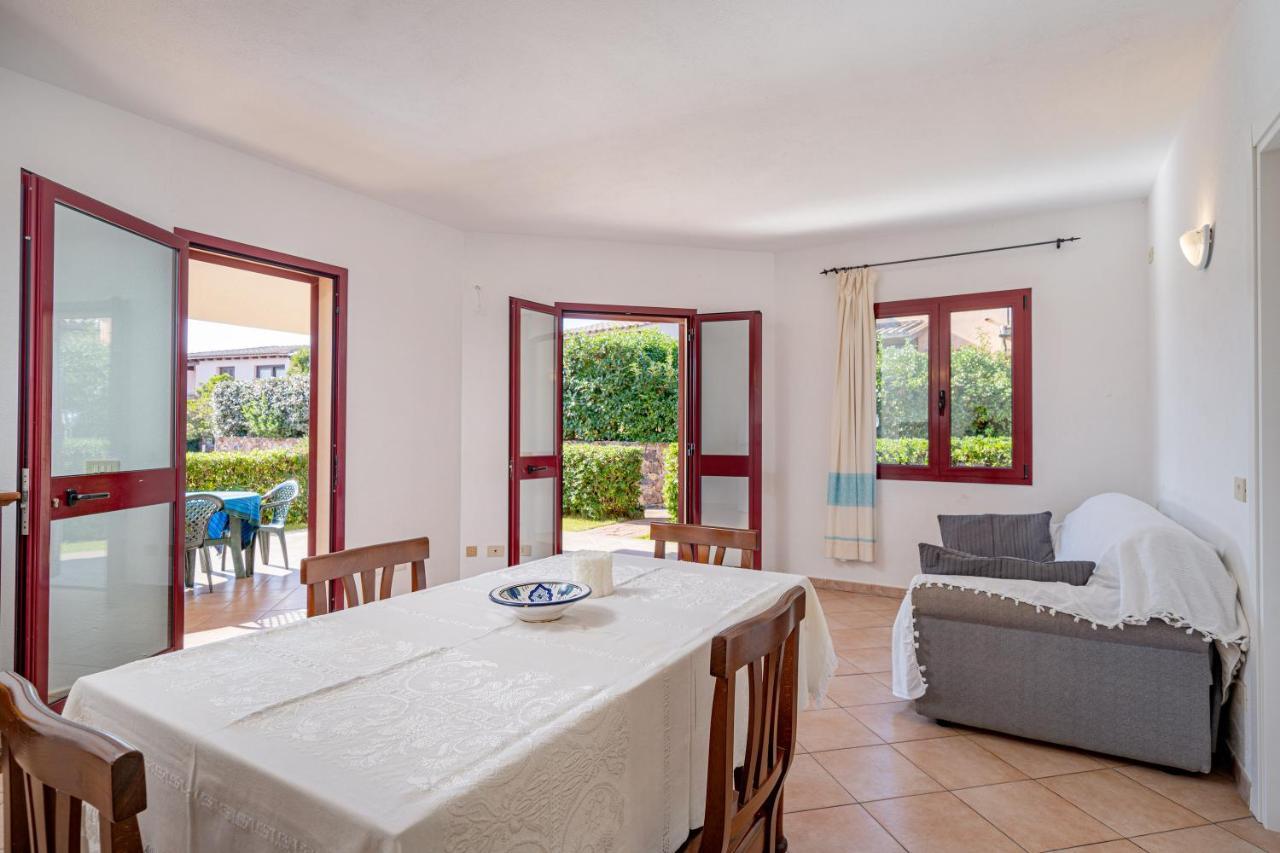 מונטה פטרוסו Apartments In Residence With Swimming Pool In Cala Girgolu מראה חיצוני תמונה