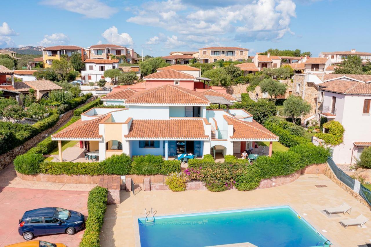 מונטה פטרוסו Apartments In Residence With Swimming Pool In Cala Girgolu מראה חיצוני תמונה