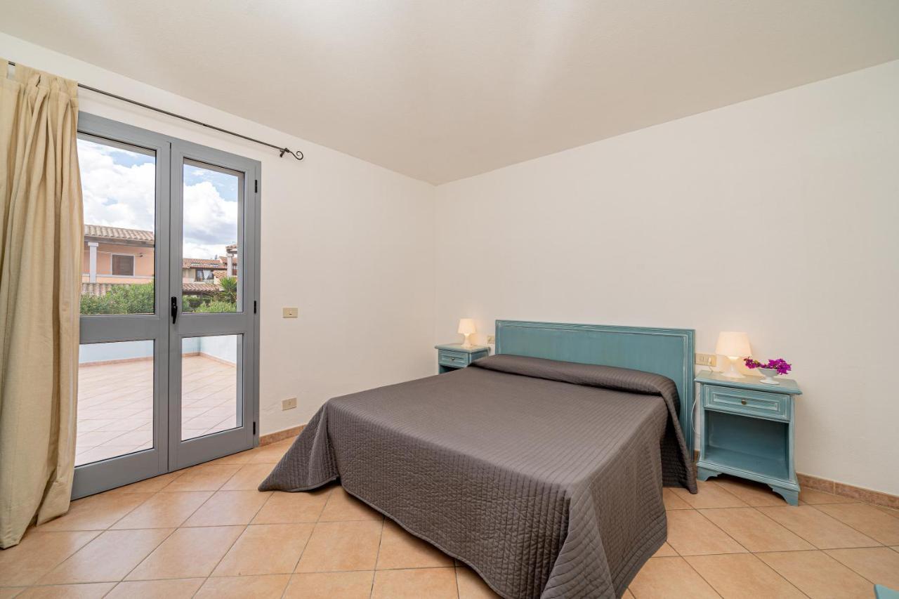 מונטה פטרוסו Apartments In Residence With Swimming Pool In Cala Girgolu מראה חיצוני תמונה