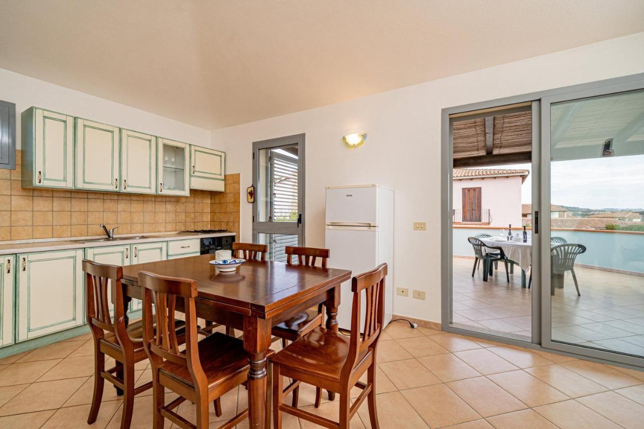 מונטה פטרוסו Apartments In Residence With Swimming Pool In Cala Girgolu מראה חיצוני תמונה